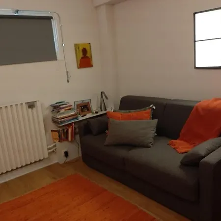 Bright With Balcony And Garden Apartamento *