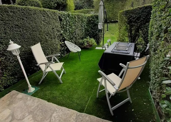 Bright With Balcony And Garden Apartment